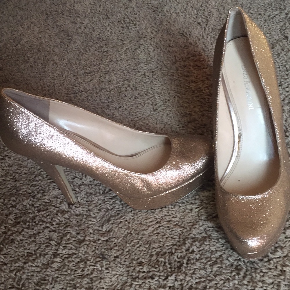 Gold glitter platform high heels